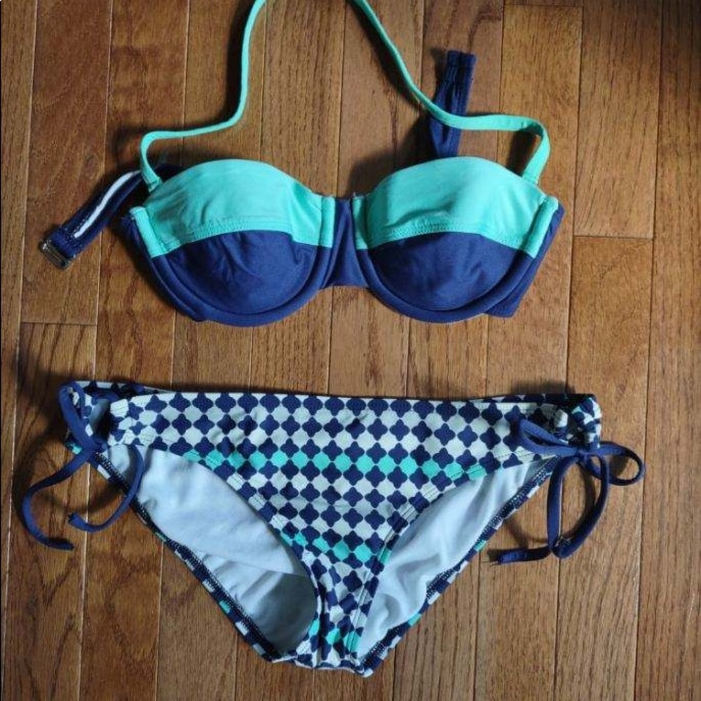 Splendid - Blue Color Block Bikini Top - Small